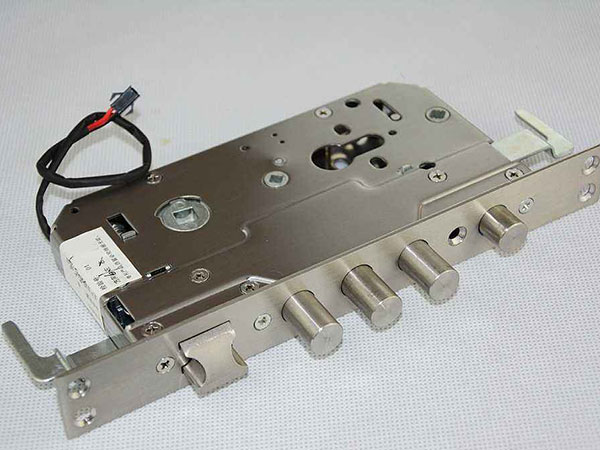 行唐24小时上门开锁公司